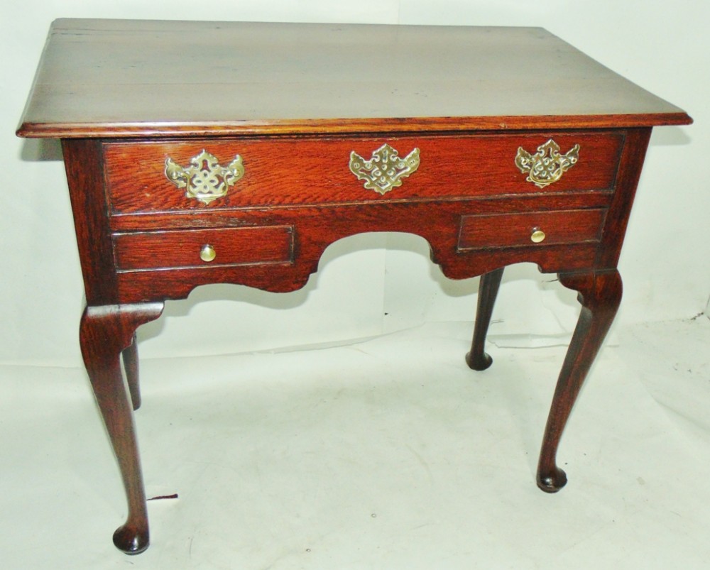 Georgian oak cabriole leg lowboy circa 1745