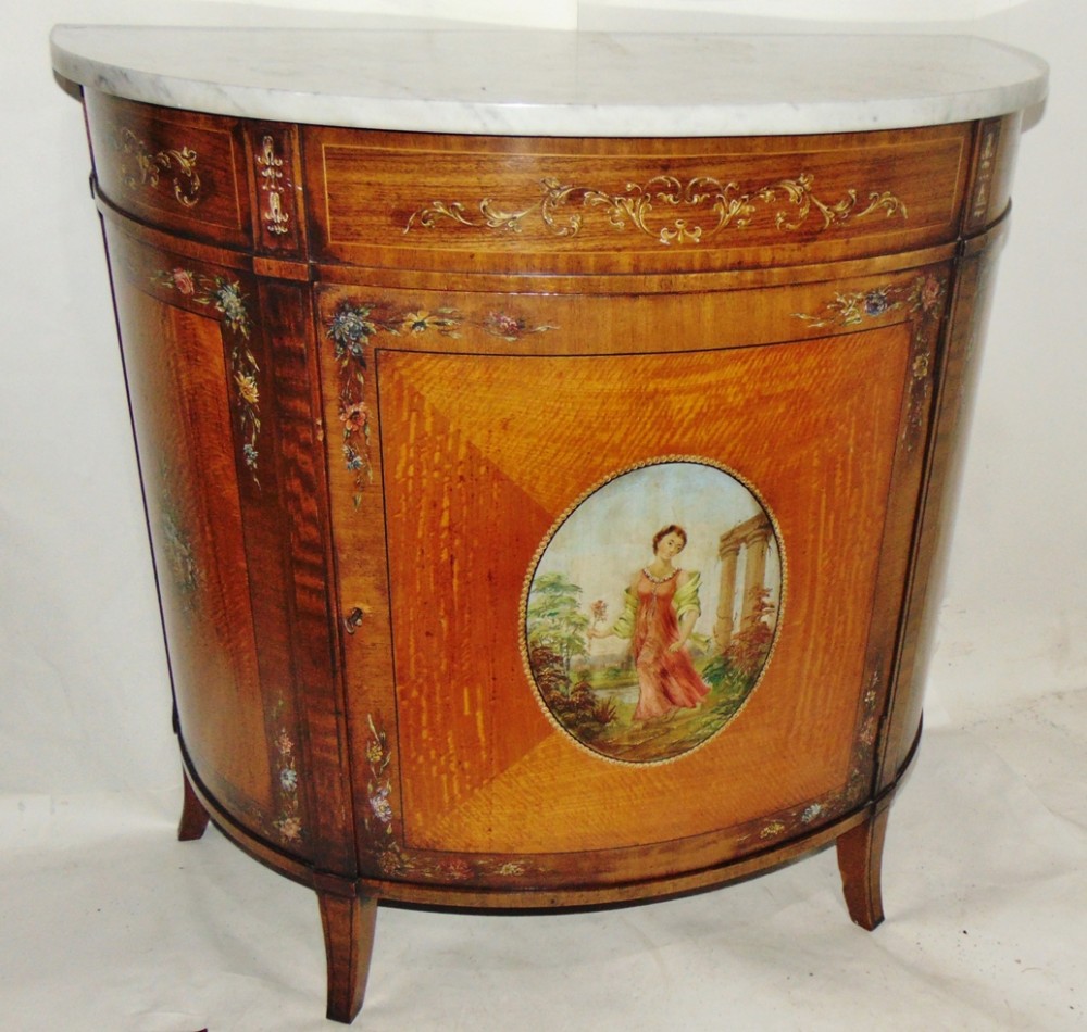 Sheraton style satinwood side cabinet circa 1930