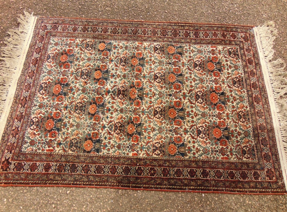 Antique Persian Abadah rug circa 1920