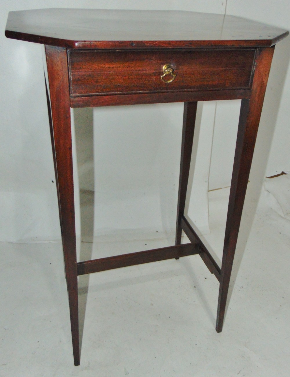 Small Georgian mahogany side table circa 1790