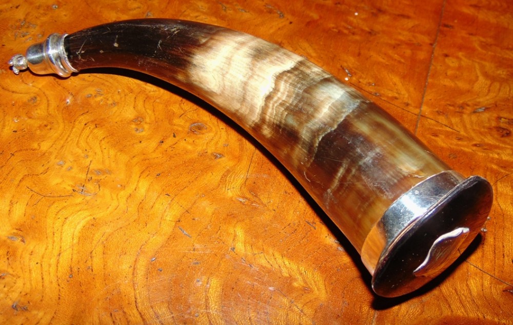 Scottish horn and silver mounted snuff mull circa 1870