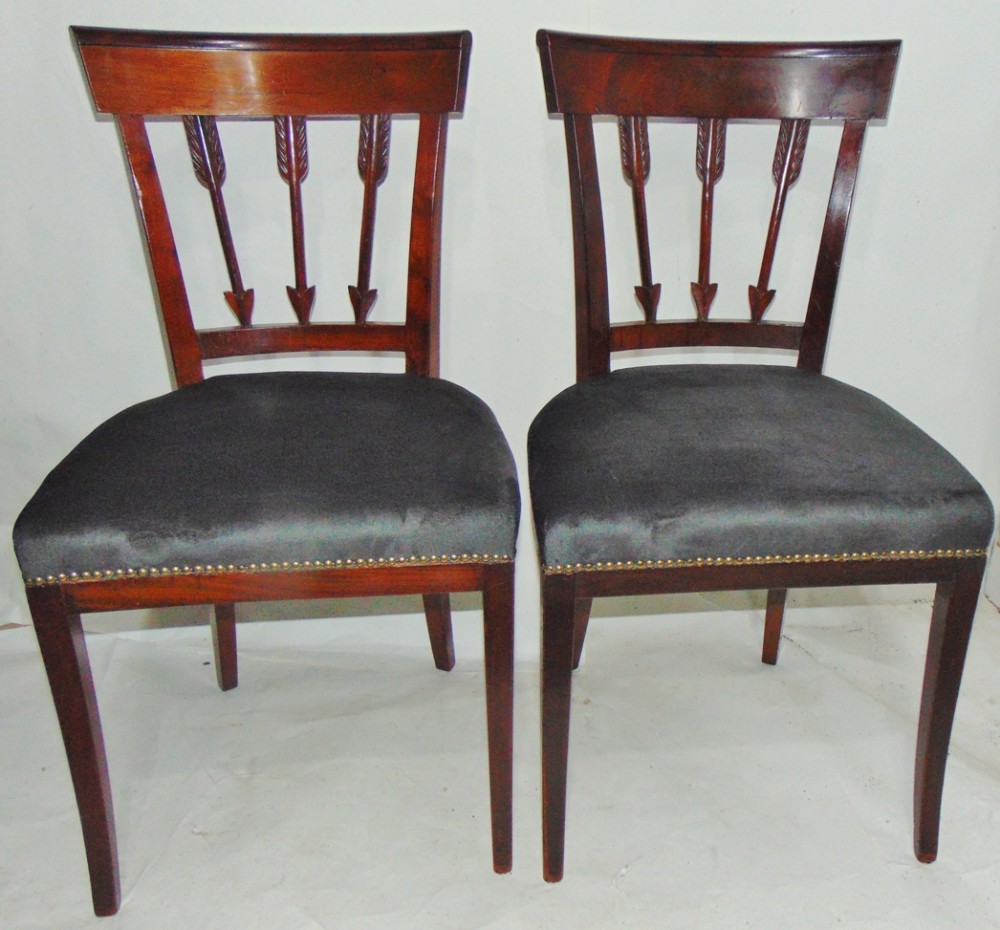 Pair Georgian mahogany chairs, arrow backs circa 1810