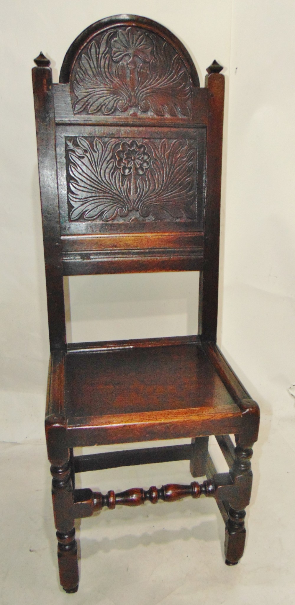 Early oak carved back side chair circa 1685