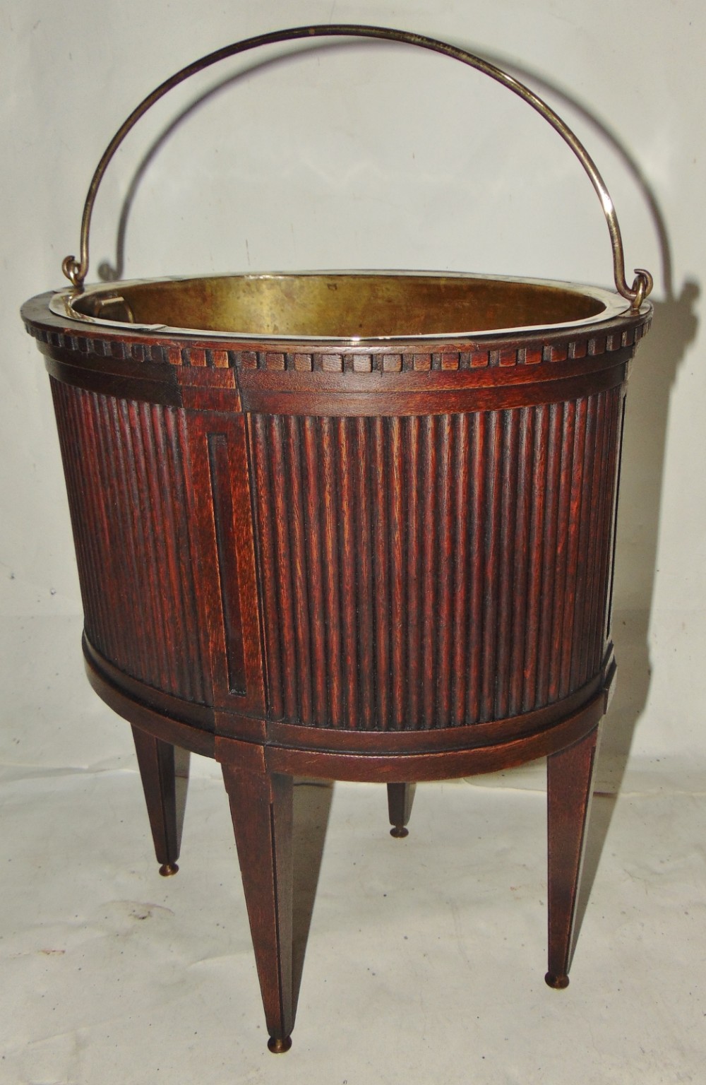 Dutch oval jardiniere circa 1810