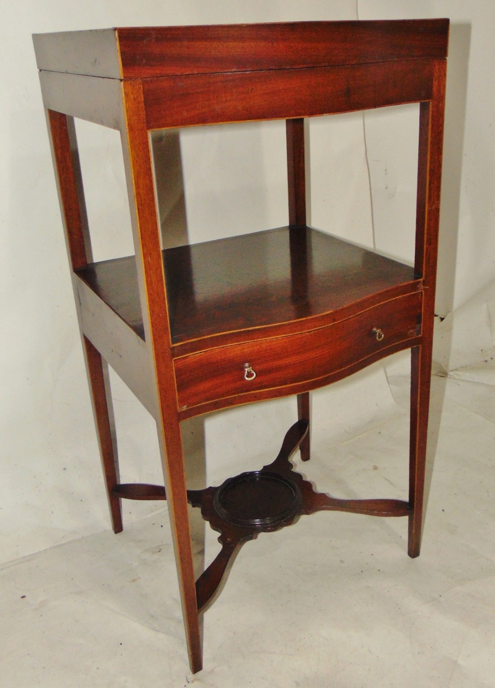 Georgian mahogany enclosed washstand circa 1795