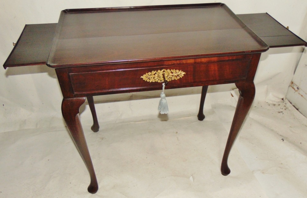 Dutch cuban mahogany side table circa 1760