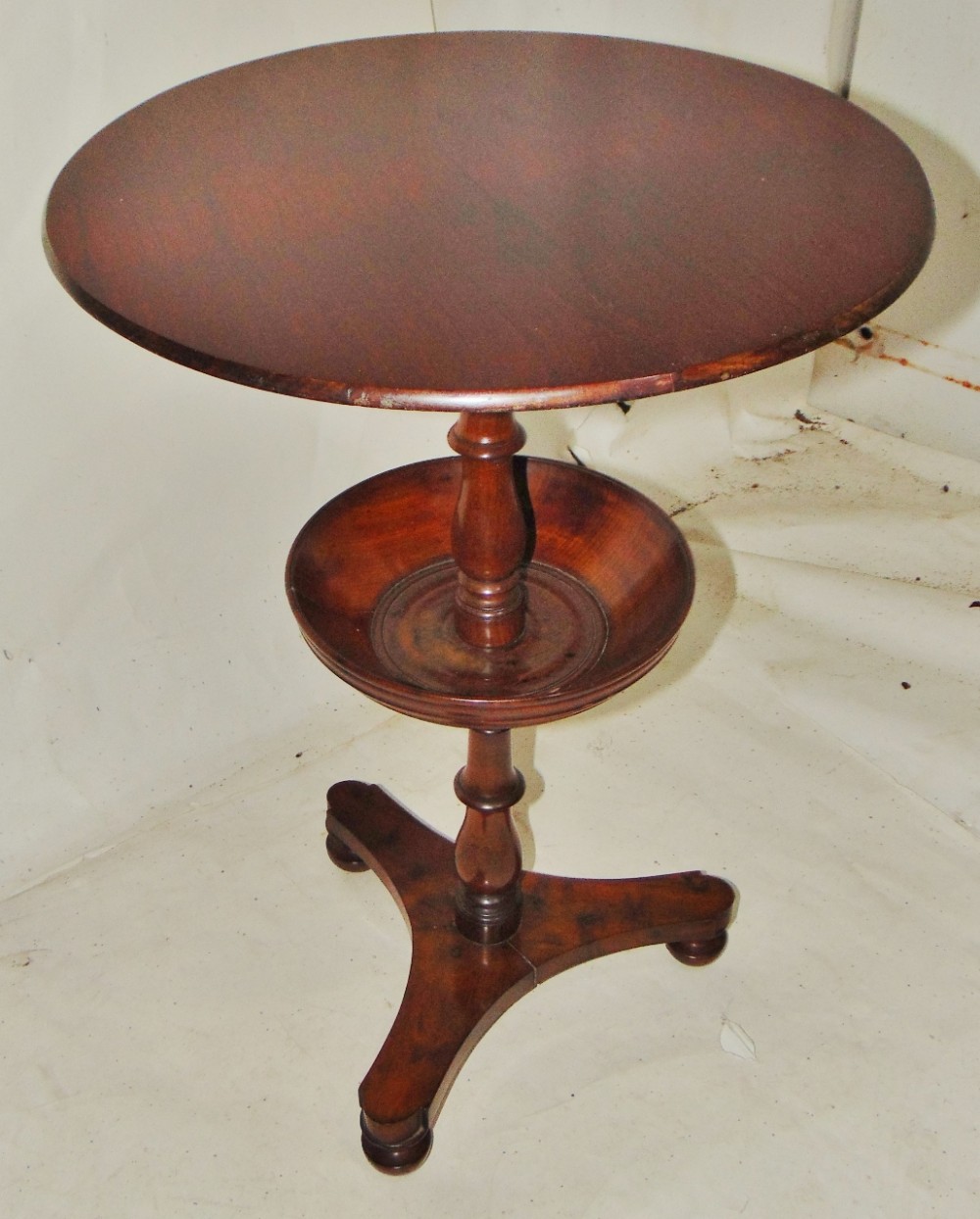 Regency mahogany pedestal table with under tray circa 1825