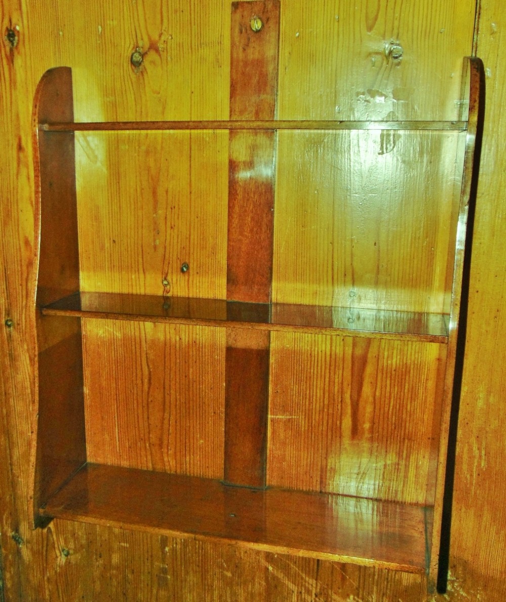 Late Georgian mahogany hanging shelves circa 1830