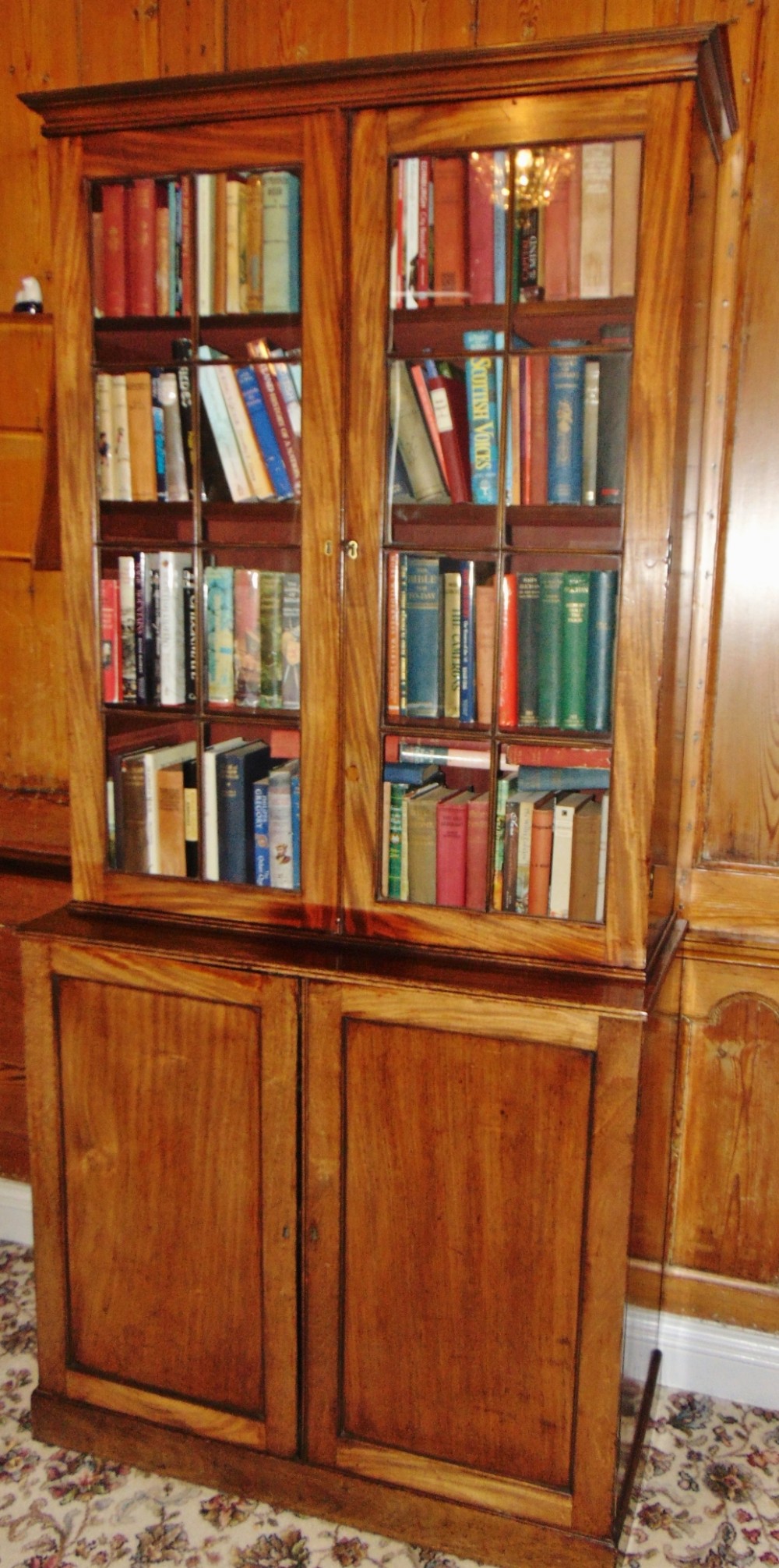 Georgian mahogany bookcase circa 1810