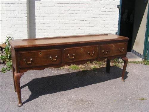 Lovely 18th Century Oak Cabriole Leg Dresser Base