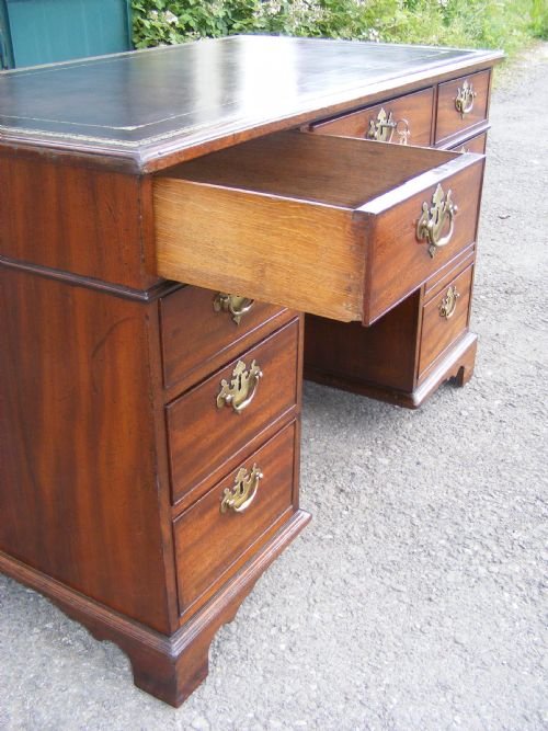 fig 2. George III Mahogany Pedestal Desk