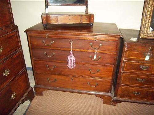 Georgian Mahogany Batchelor Chest with Brushing Slide