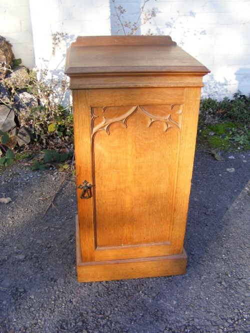 1920'S Oak Bedside Cabinet