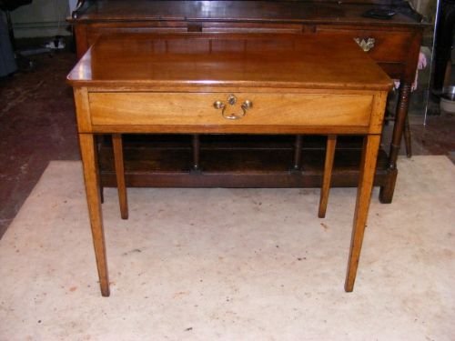 Superb Late Georgian Mahogany Side Table
