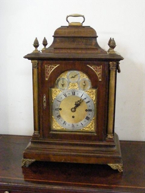 Beautiful Late 19th Century Mahogany Chiming Bracket Clock