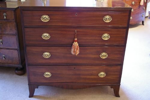 Lovely Georgian Mahogany Chest of Drawers