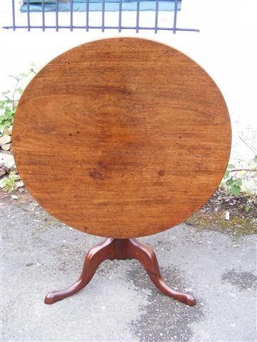 Beautiful Georgian Mahogany Tripod Table