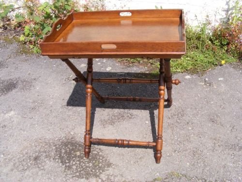 fig 1. Lovely oak Butlers Tray