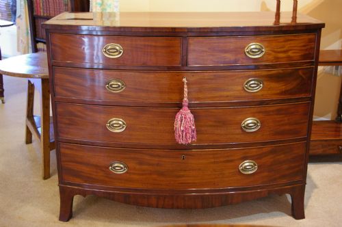 Early 19th Century Mahogany Bowfronted Chest of Drawers