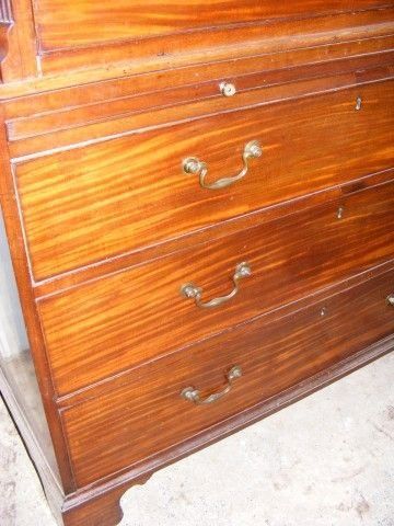 fig 1. A superb Mahogany Georgian Chest on Chest with brushing slide