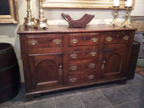 Beautiful Early Georgian Oak Cupboard Base