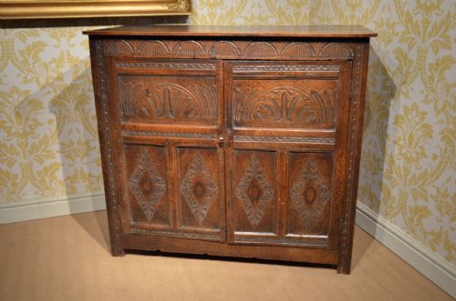 Fabulous Early 18th Century Oak Cupboard with Superb Patination and Great Colour