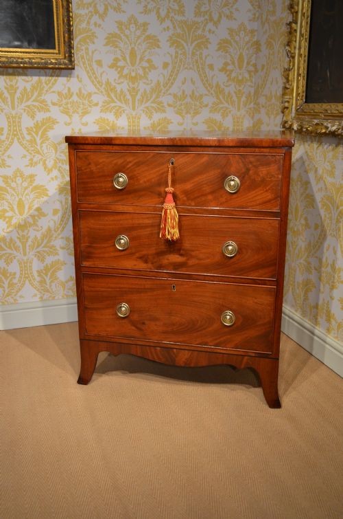 fig 1. Fabulous 19th Century Mahogany three drawer Chest of Drawers with superb decorative black line inlay.