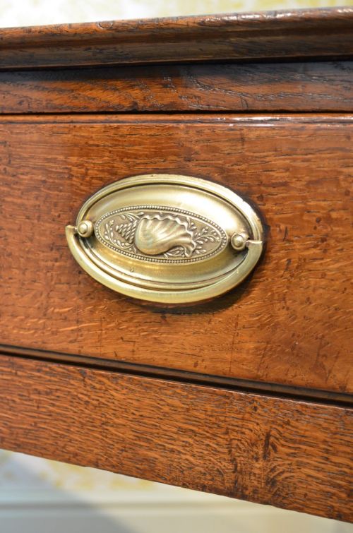fig 1. Beautiful 18th Century Oak Pot Board Dresser Base