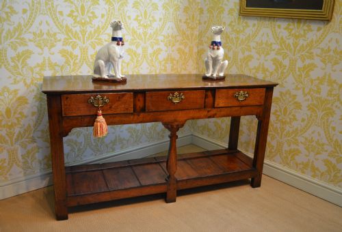 Small Georgian Oak Potboard Dresser Base / Sideboard