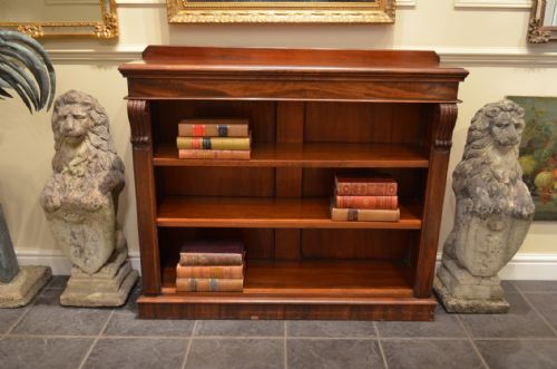 Beautiful 19th Century Mahogany Dwarf Bookcase