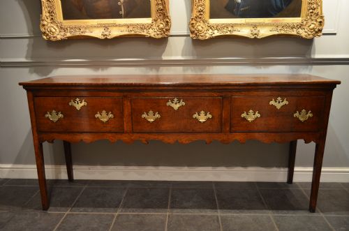 fig 2. A Stunning Georgian Oak Three Drawer Dresser Base
