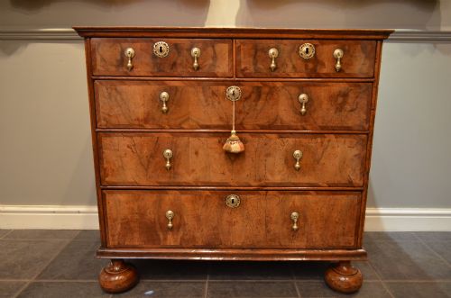 fig 1. Superb Early 18th Century Walnut Chest of Drawers