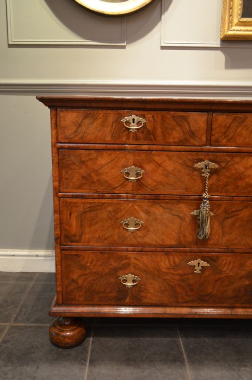 fig 1. A Stunning early 18th Century Walnut Chest of Drawers