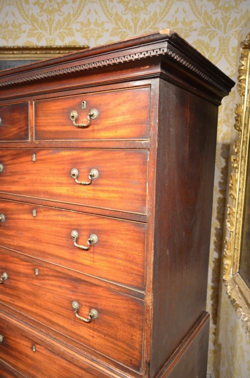 fig 1. Beautiful Georgian Mahogany Chest On Chest/tallboy With Superb Flame Mahogany.