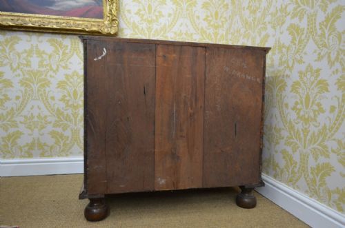 EARLY 18TH CENTURY WALNUT CHEST OF DRAWERS - ADDITIONAL PHOTO 13
