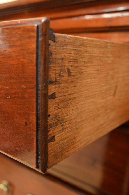 A GEORGE III MAHOGANY DRESSINGCHEST BY WILLIAM GOMM - ADDITIONAL PHOTO 8