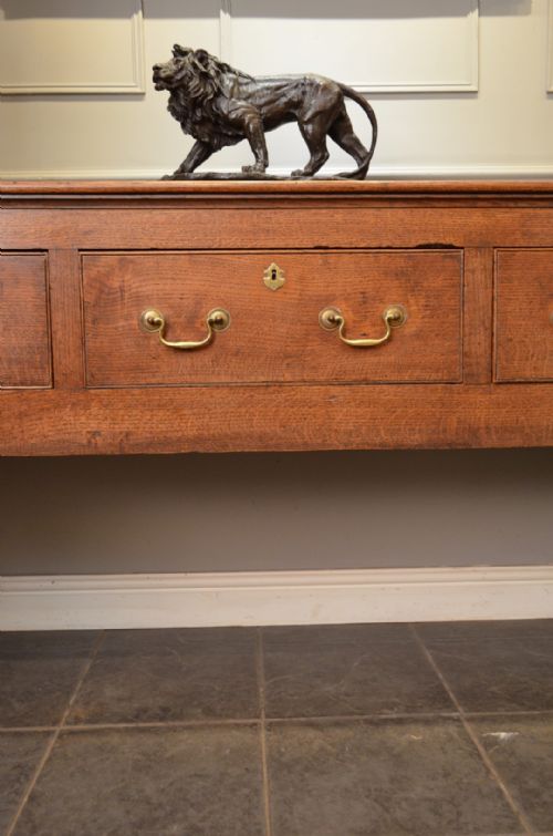 fig 2. 18th Century Oak Dresser Base