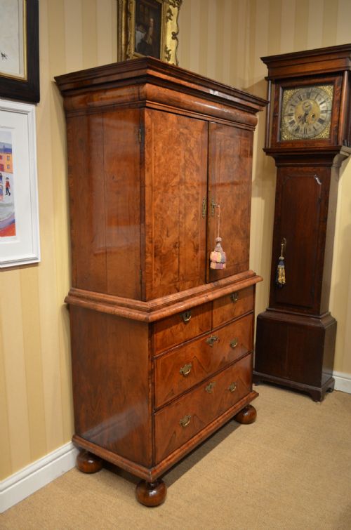 WILLIAM AND MARY WALNUT CABINET ON CHEST - ADDITIONAL PHOTO 21