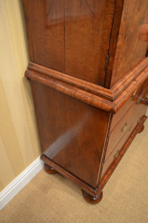 WILLIAM AND MARY WALNUT CABINET ON CHEST - ADDITIONAL PHOTO 23