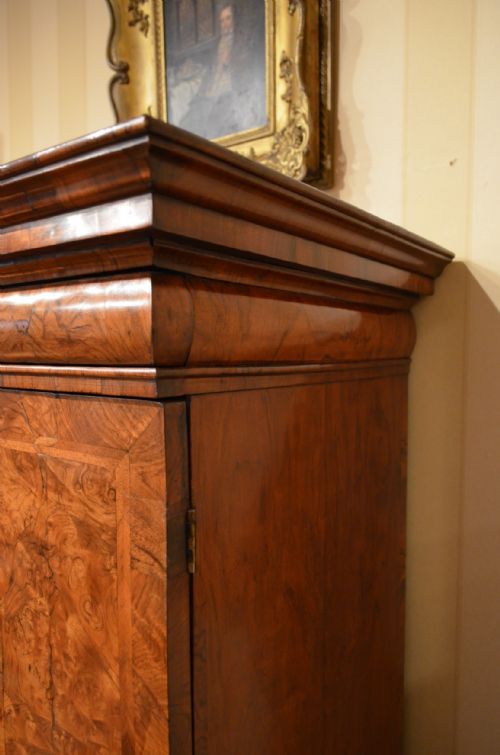 WILLIAM AND MARY WALNUT CABINET ON CHEST - ADDITIONAL PHOTO 29