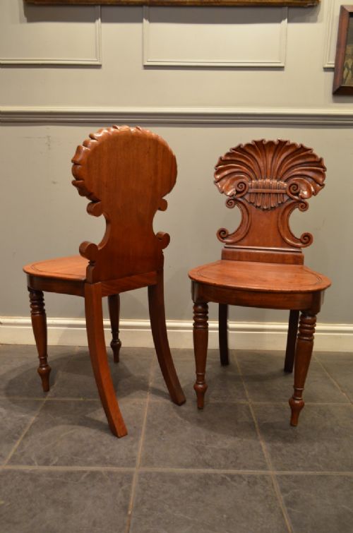 AN EXCEPTIONAL PAIR OF CARVED MAHOGANY SHELL BACK HALL CHAIRS C1815 - ADDITIONAL PHOTO 5