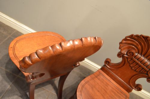 AN EXCEPTIONAL PAIR OF CARVED MAHOGANY SHELL BACK HALL CHAIRS C1815 - ADDITIONAL PHOTO 10