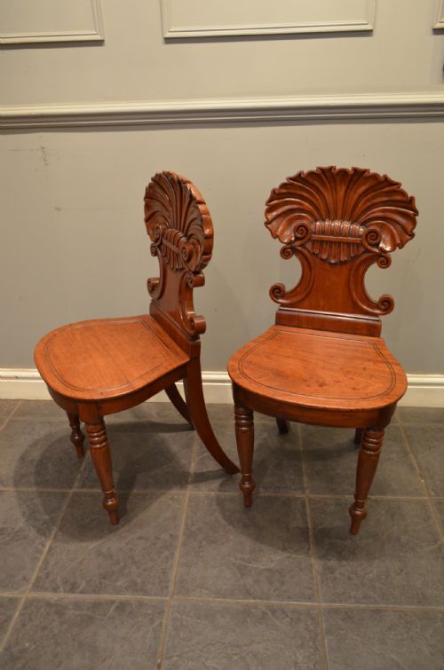 AN EXCEPTIONAL PAIR OF CARVED MAHOGANY SHELL BACK HALL CHAIRS C1815 - ADDITIONAL PHOTO 11