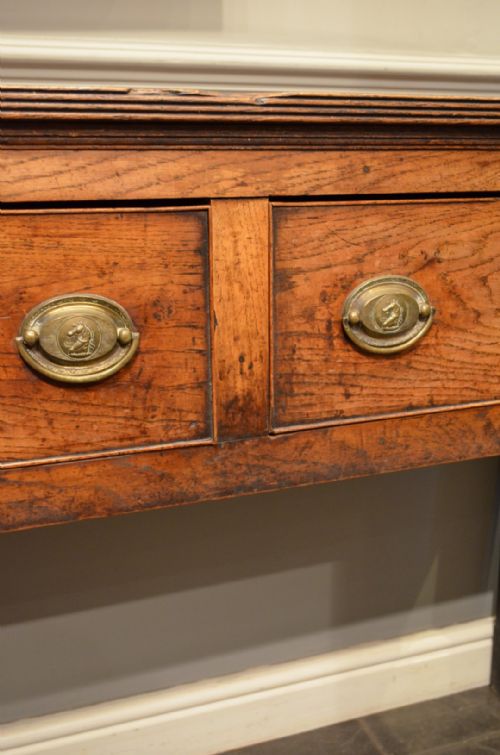 GEORGIAN OAK AND ELM THREE DRAWER DRESSER BASE - ADDITIONAL PHOTO 3