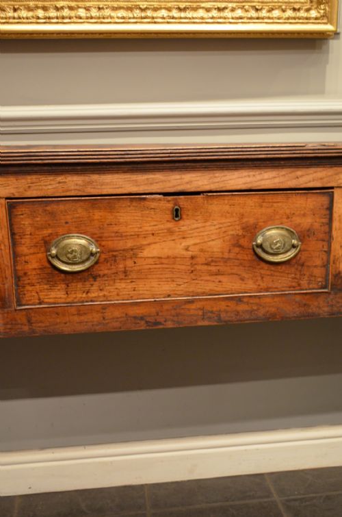 GEORGIAN OAK AND ELM THREE DRAWER DRESSER BASE - ADDITIONAL PHOTO 4