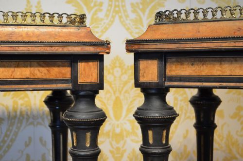 BEAUTIFUL PAIR OF WALNUT AND EBONISED JARDINIERES - ADDITIONAL PHOTO 1