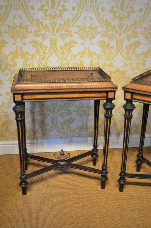 BEAUTIFUL PAIR OF WALNUT AND EBONISED JARDINIERES - ADDITIONAL PHOTO 2