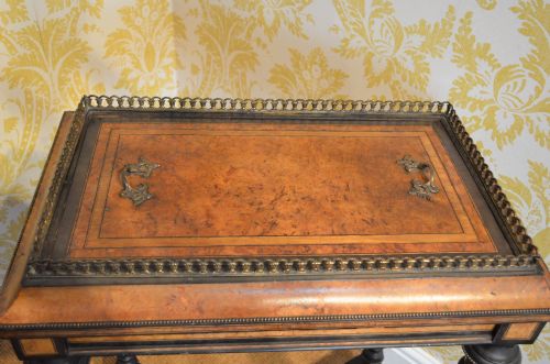 BEAUTIFUL PAIR OF WALNUT AND EBONISED JARDINIERES - ADDITIONAL PHOTO 10