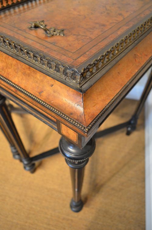 BEAUTIFUL PAIR OF WALNUT AND EBONISED JARDINIERES - ADDITIONAL PHOTO 24