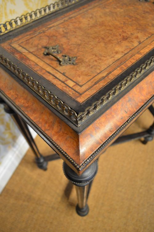 BEAUTIFUL PAIR OF WALNUT AND EBONISED JARDINIERES - ADDITIONAL PHOTO 26